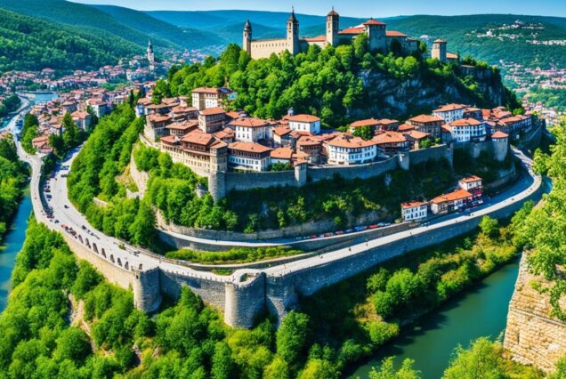 Explore Bulgaria en un día: De Bucarest a Veliko Tarnovo con traslado en minivan